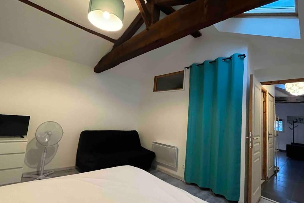 Charmante Maisonette A 3,5Km De L'Ocean, En Coeur De Ville 라벤느 외부 사진